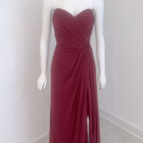 NWT SAMPLE SALE Dessy 2956 Burgundy size 10 Lux Chiffon Pristine - Picture 3 of 7